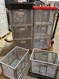 Contenitori impilabili AUER per magazzino