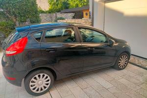Ford Fiesta 1400 TDCi 5 porte