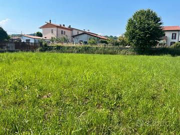 TERRENO EDIFICABILE A BAVARIA DI NERVESA 65000 TRA