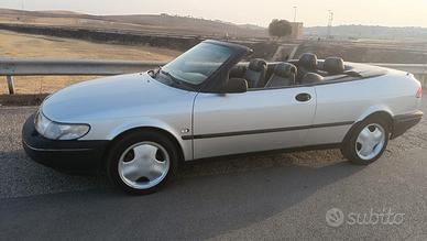 Saab 900 SE