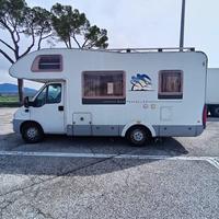 Knaus MANSARDATO del 2004 in saldo 028