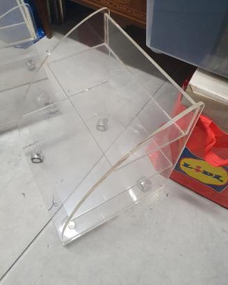 comodini di design in plexiglass