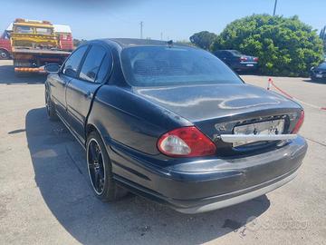 JAGUAR X-TYPE X400 2.0 D 130CV 03-09 ricambi
