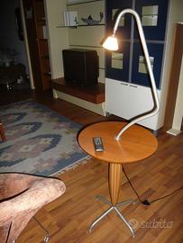 Tavolinetto con luce