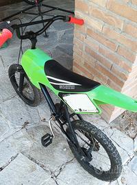 bicicletta moto bike bimbo