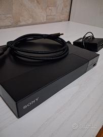 Lettore Blu-ray Sony BDP-S1700K con telecomando.