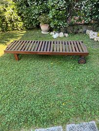 lettino prendisole in legno