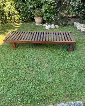lettino prendisole in legno