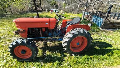 FIAT 350 DT come pezzi di ricambio o da restauro.