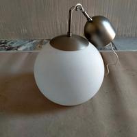 LAMPADARIO  IN VETRO OPALINO