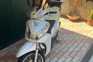 Honda SH300i