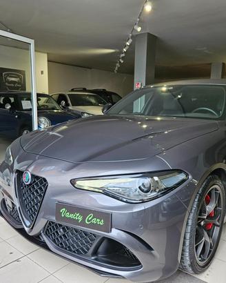 Alfa Romeo Giulia 2.9 V6 Bi-Turbo AT8 Quadrifoglio