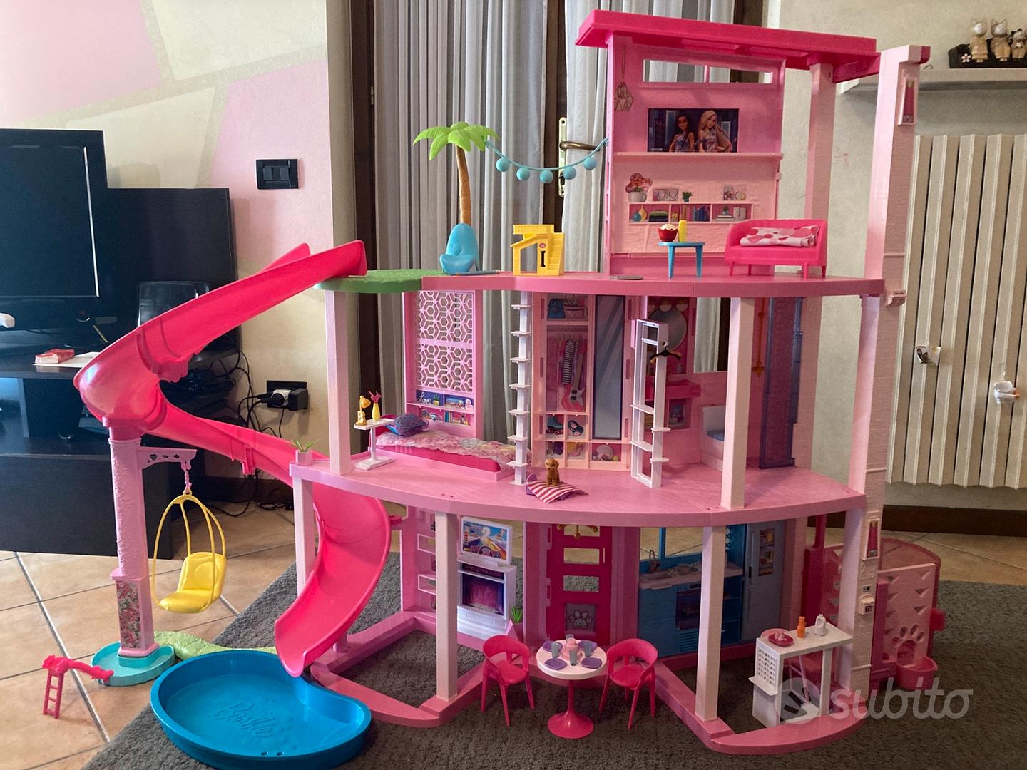 Casa di barbie Tutto per i bambini In vendita a Cremona