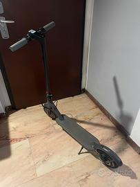 Monopattino elettrico YouFs