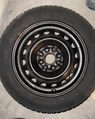2 Gomme e cerchioni 155/ 65 R 14