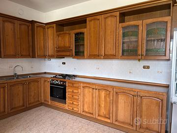 Cucina componibile in legno