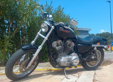 Harley Davidson 883 Sportster