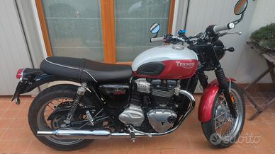 Triumph Bonneville T100 Bud Ekins