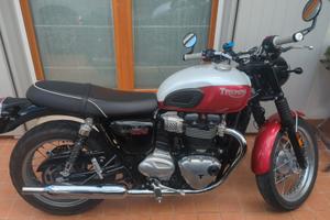 Triumph Bonneville T100 Bud Ekins