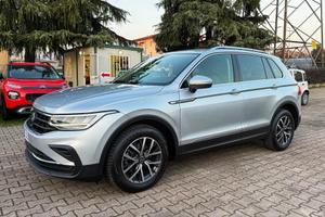 Volkswagen Tiguan 2.0 TDI 150 CV SCR DSG NAVIGA CR