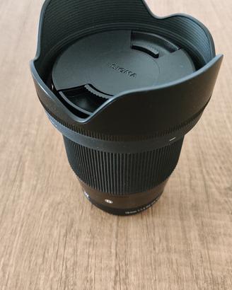 Sigma 16mm f/1.4 M43