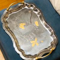 Vassoio in inox con decorazioni in oro 24kt