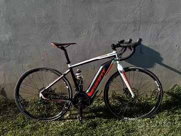 Giant Road E+ bici elettrica