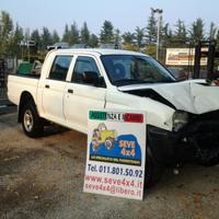 Mitsubishi L200 2.5 TD 2004 - uso ricambi
