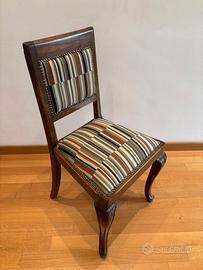 Sedia classica in legno massello imbottita