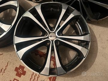 Set 4 Cerchi in Lega Brock B38 da 19"