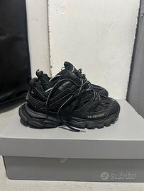 Balenciaga track