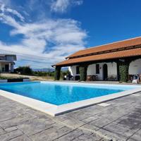 VILLA DI RECENTE COSTRUZIONE CON PISCINA