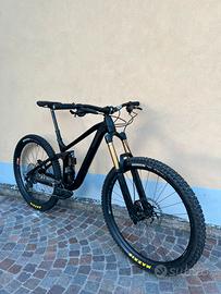 Cube stereo 170 tg.M