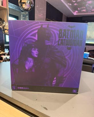 STATUA BATMAN CATWOMAN DIORAMA  (SIDESHOW)