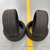 4 Gomme Pirelli per BMW X6 : 275 35 22 + 315 30 22