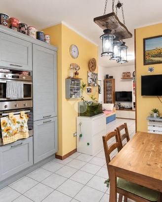 4 LOCALI A CASCINA