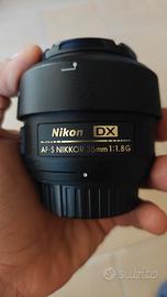 Kit reflex Nikon D3100 + 3 obiettivi Nikon e Sigma