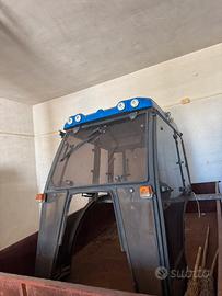 Cabina per trattore newholland T 4050