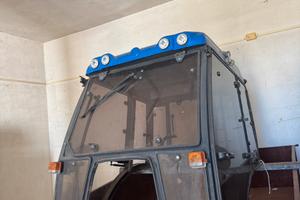 Cabina per trattore newholland T 4050