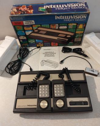 Console Intellivision con 7 giochi