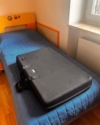 custodia flessibile, dj borsa console