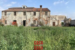 Rustico - Bifamiliare da ristrutturare