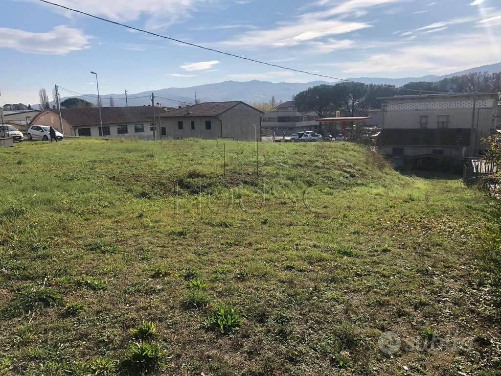 Terreno di 790 m² a Città di Castello - Vista 4