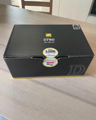 Nikon D 780 24-120 kit