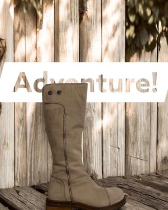 Stivali VIC   36.  Nuovi in Vera Pelle.  Mud