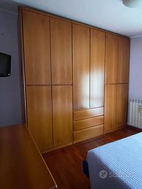 Arredo camera matrimoniale completo in legno