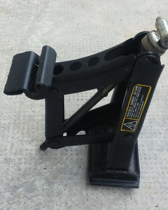 Cric per utilitarie e berline compatte