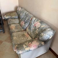 Divano 3 posti in tessuto floreale – comodo e robu