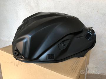 SERBATOIO  CARBURANTE SUZUKI GSX-S  750CARBON NERO