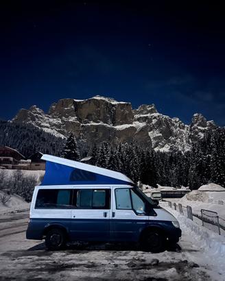 Ford Transit Nugget Westfalia del 2003, 329.000 km